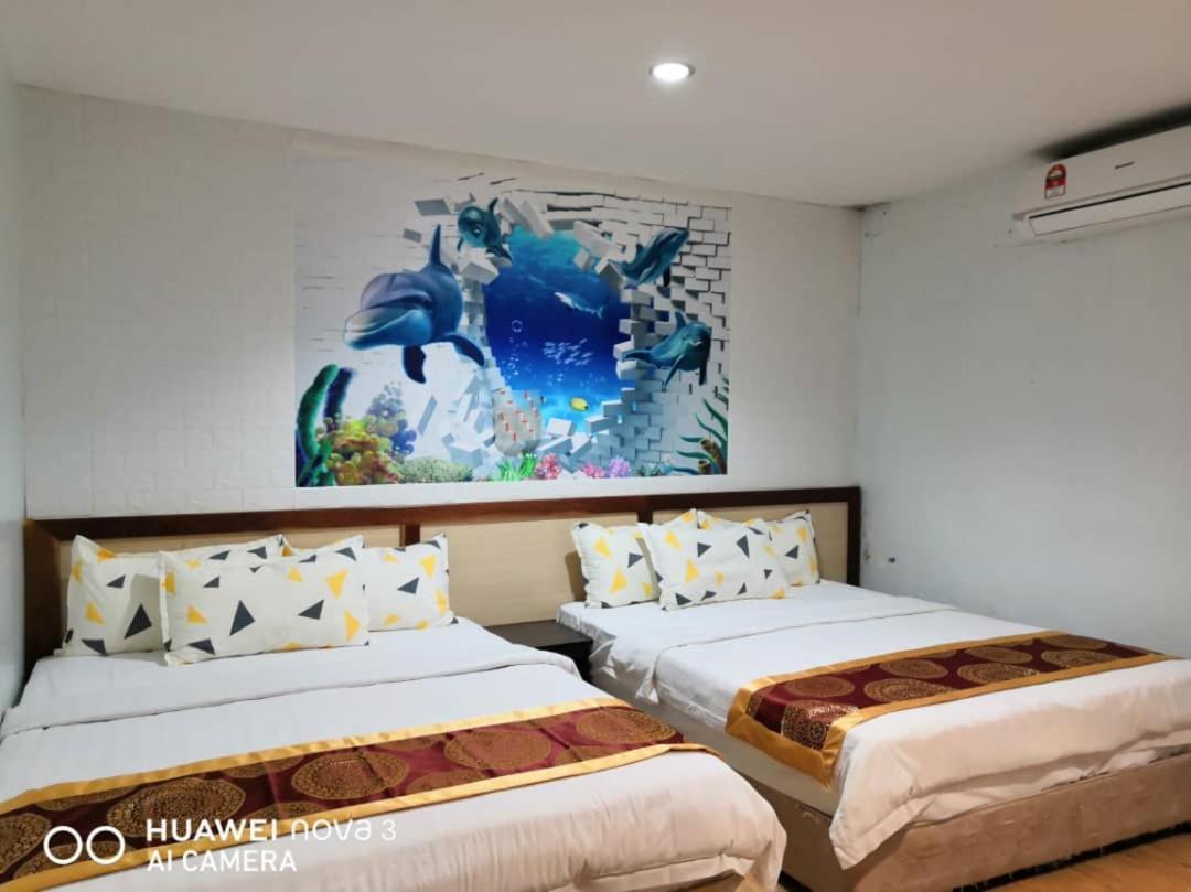 Mega Inn Kuching Exterior photo
